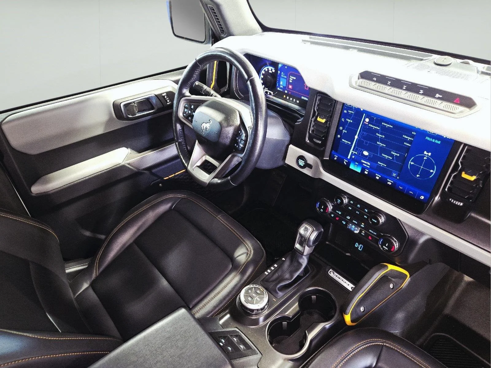 Used 2022 Cactus Gray Ford Badlands Advanced image 55