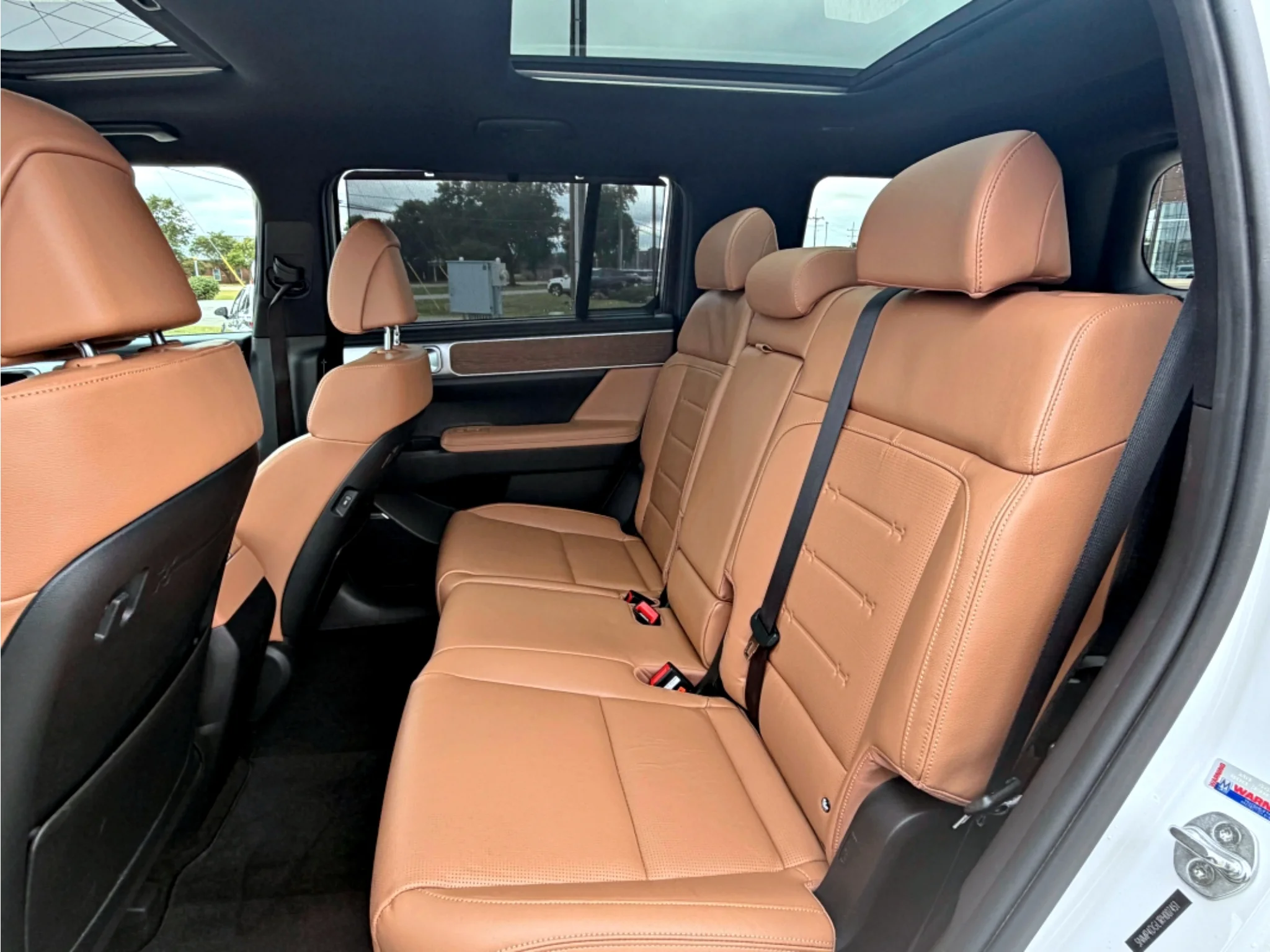 Used 2024 Serenity White Hyundai Limited image 23