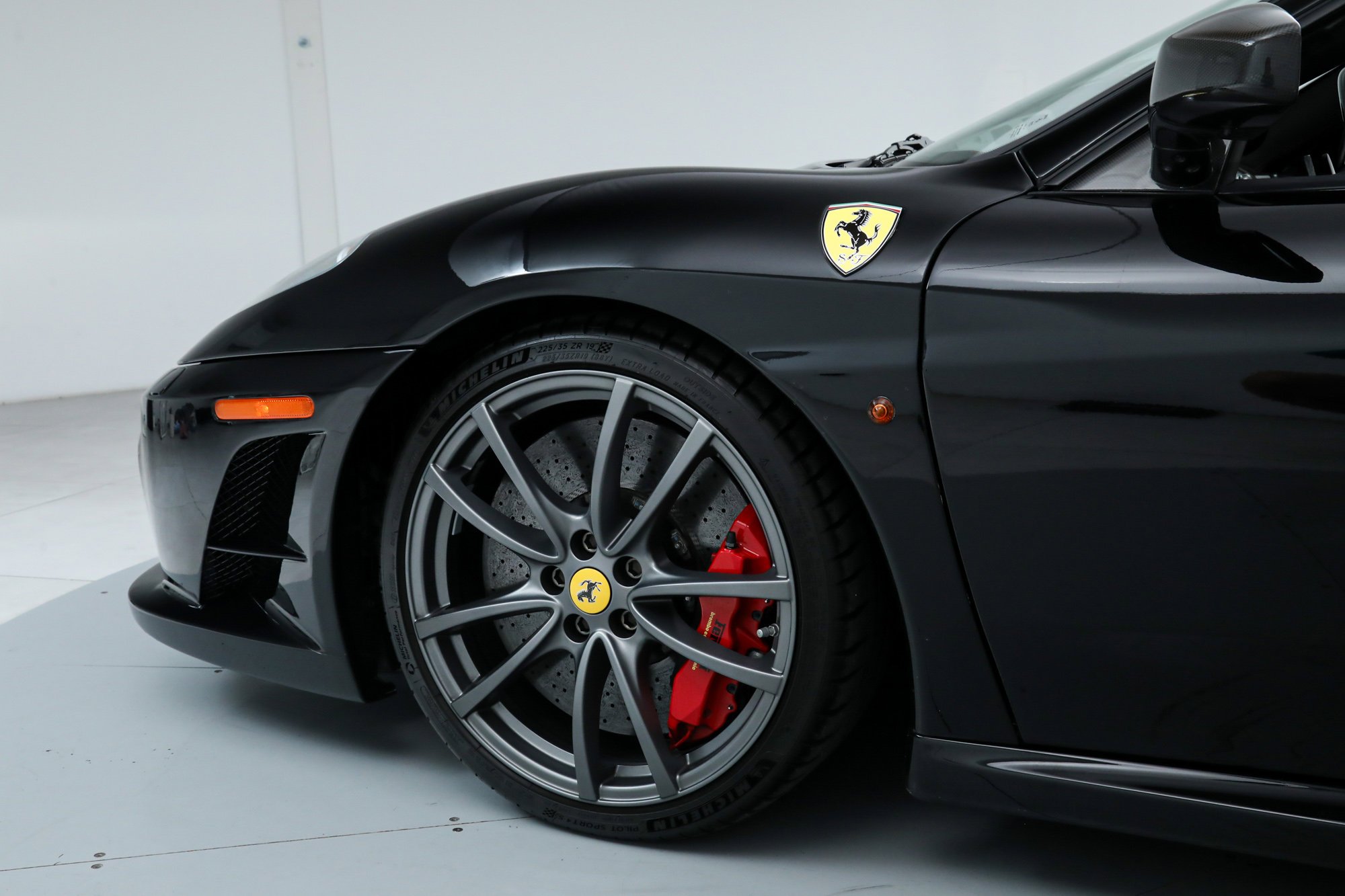 Used 2008 Black Ferrari  image 17