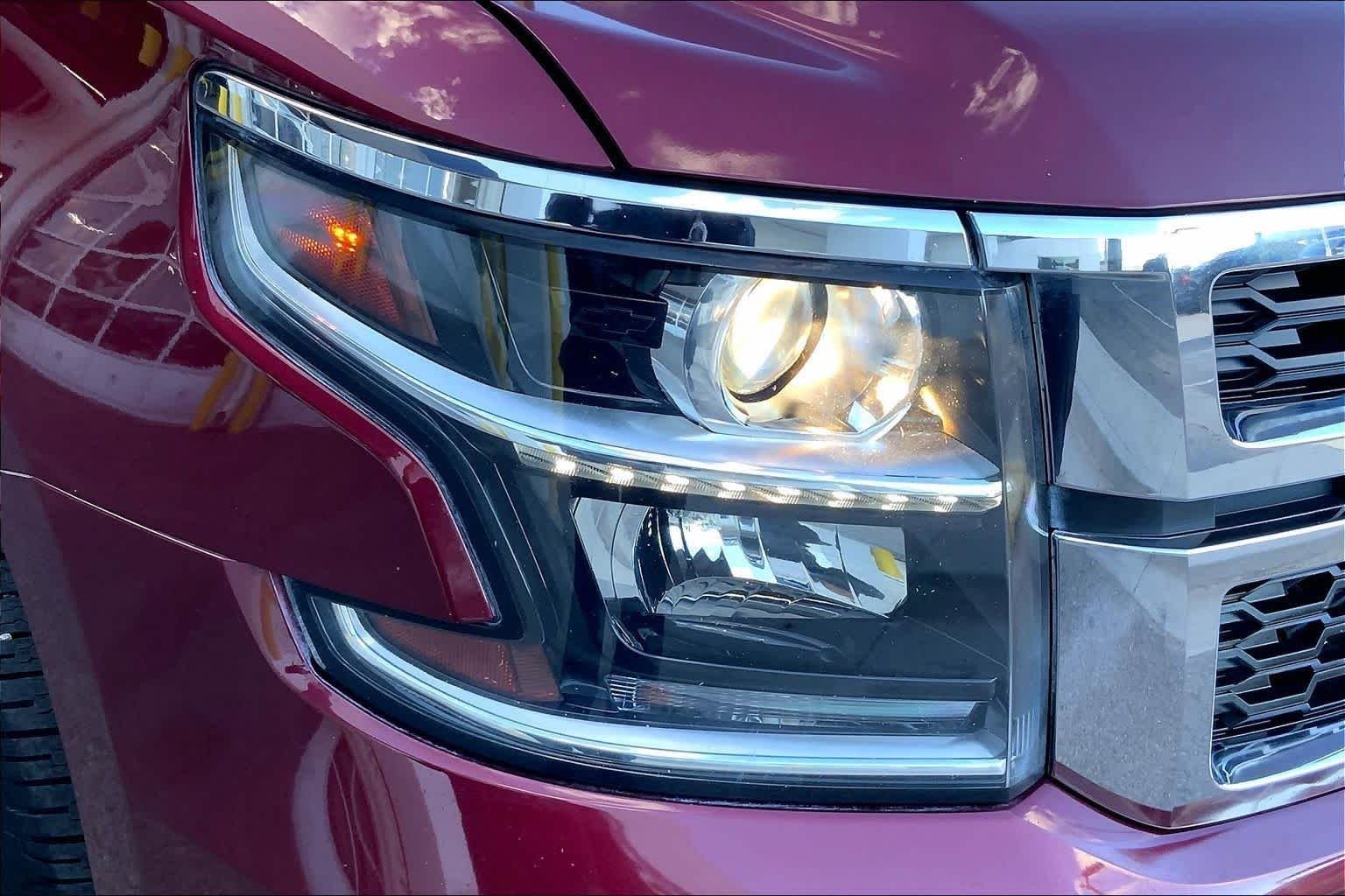 Used 2018 Siren Red Tintcoat Chevrolet LT image 28