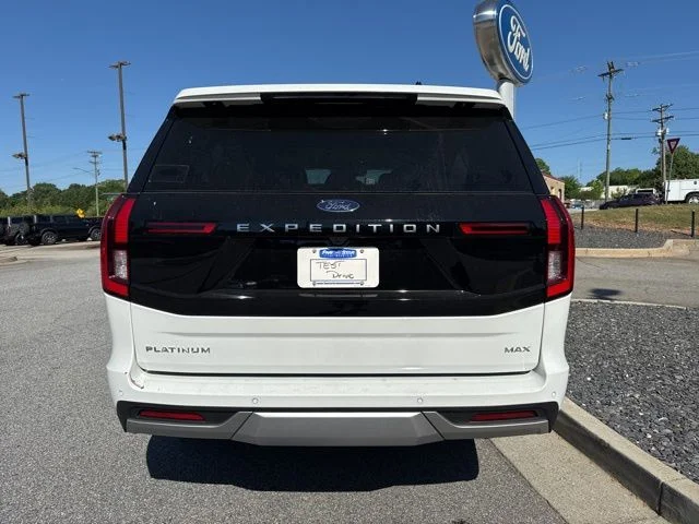 New 2026 Star White Metallic Tri-Coat Ford Platinum image 10