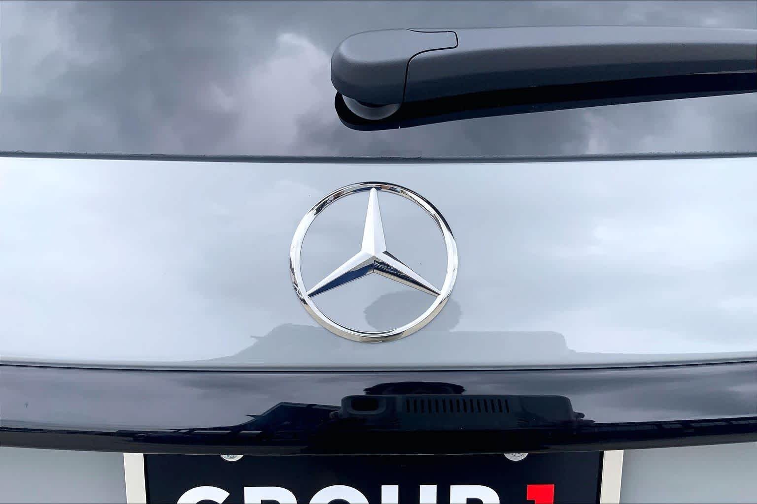 New 2026 MANUFAKTUR Alpine Grey Mercedes-Benz GLC 300 image 15
