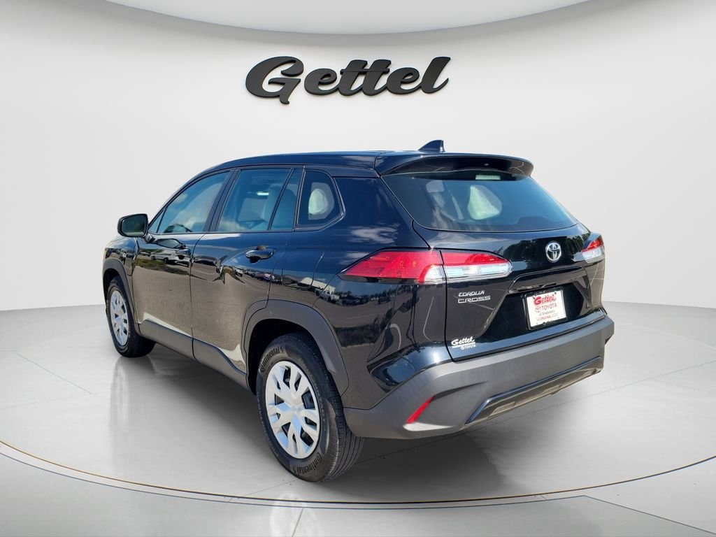 Certified Used 2024 Black Toyota L image 7