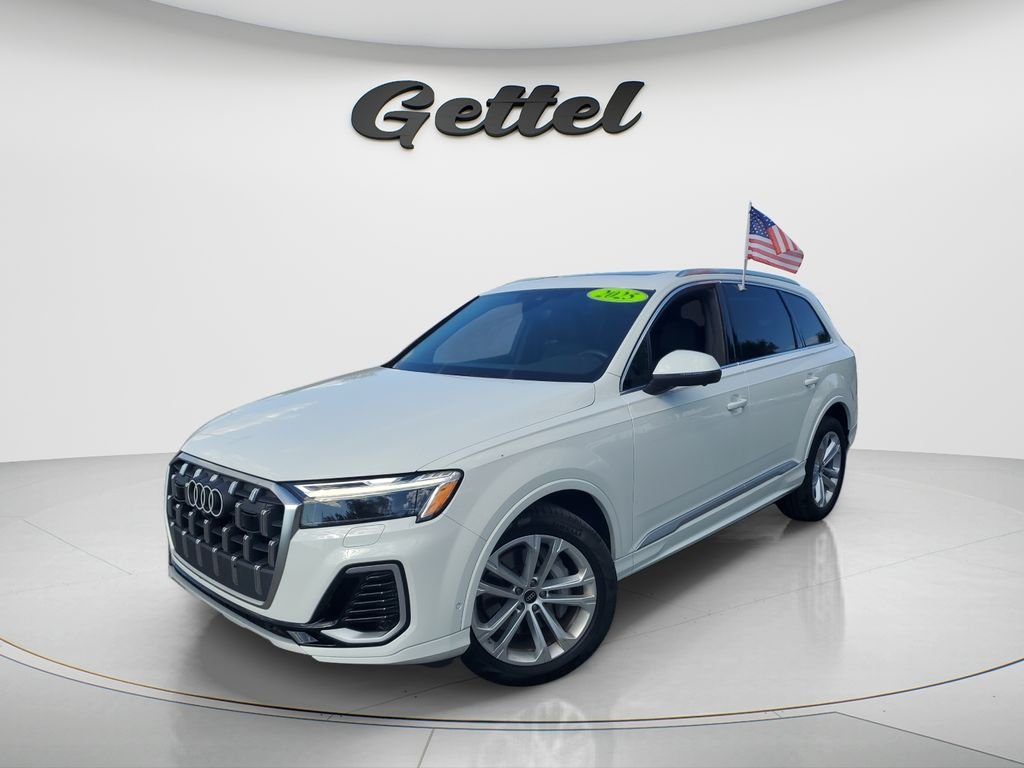 2025 Audi Q7 55 Premium Plus quattro Tiptronic's photo