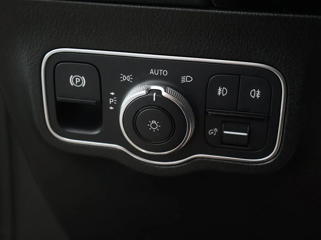 Used 2023 Black Mercedes-Benz GLA 250 image 35
