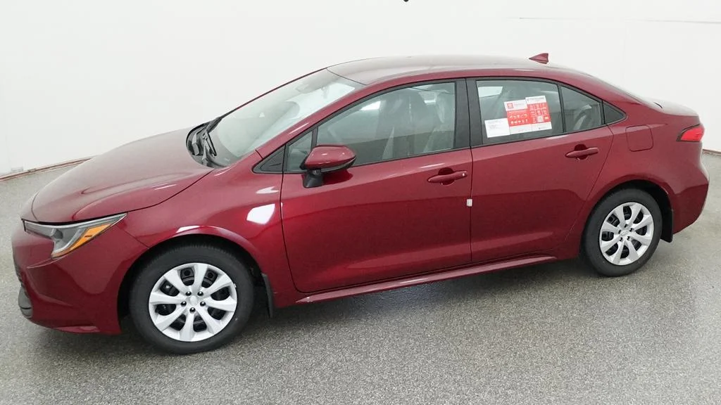 New 2026 Ruby Flare Pearl Toyota LE image 5
