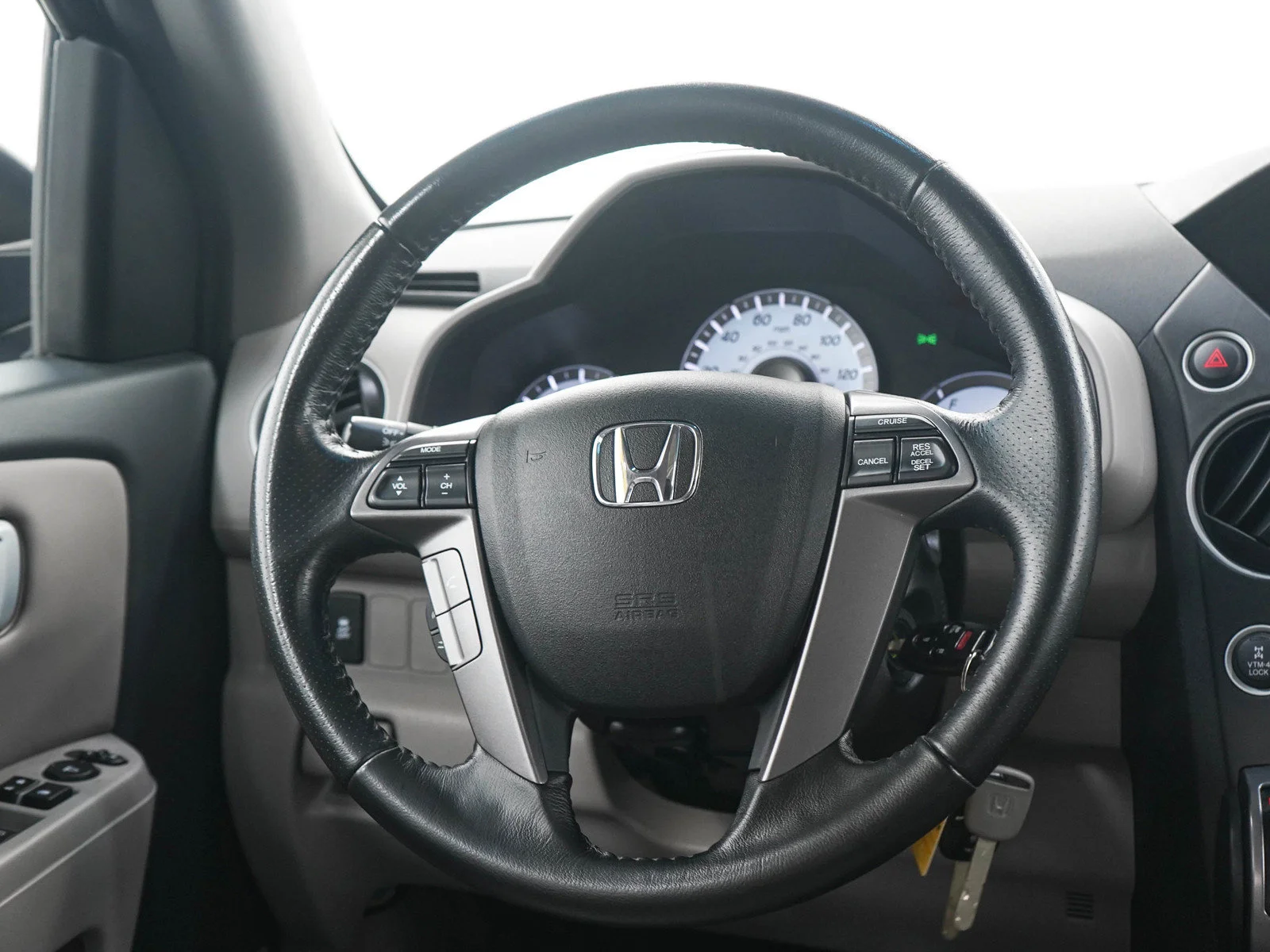 Used 2014 Obsidian Blue Pearl Honda EX-L image 18