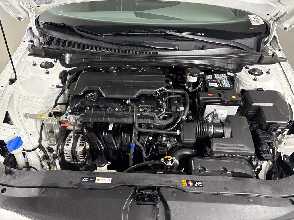Used 2024 White Hyundai SEL image 42