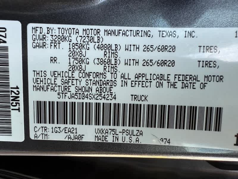 Used 2025 Magnetic Gray Metallic Toyota Limited image 27