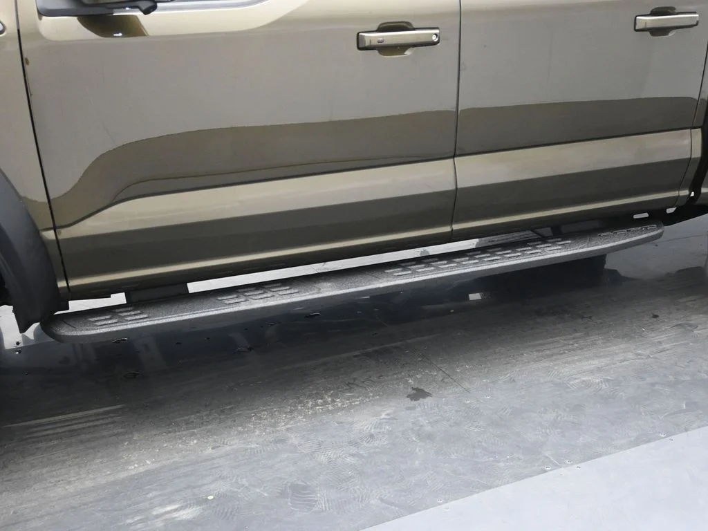New 2026 Shelter Green Ford Raptor image 25
