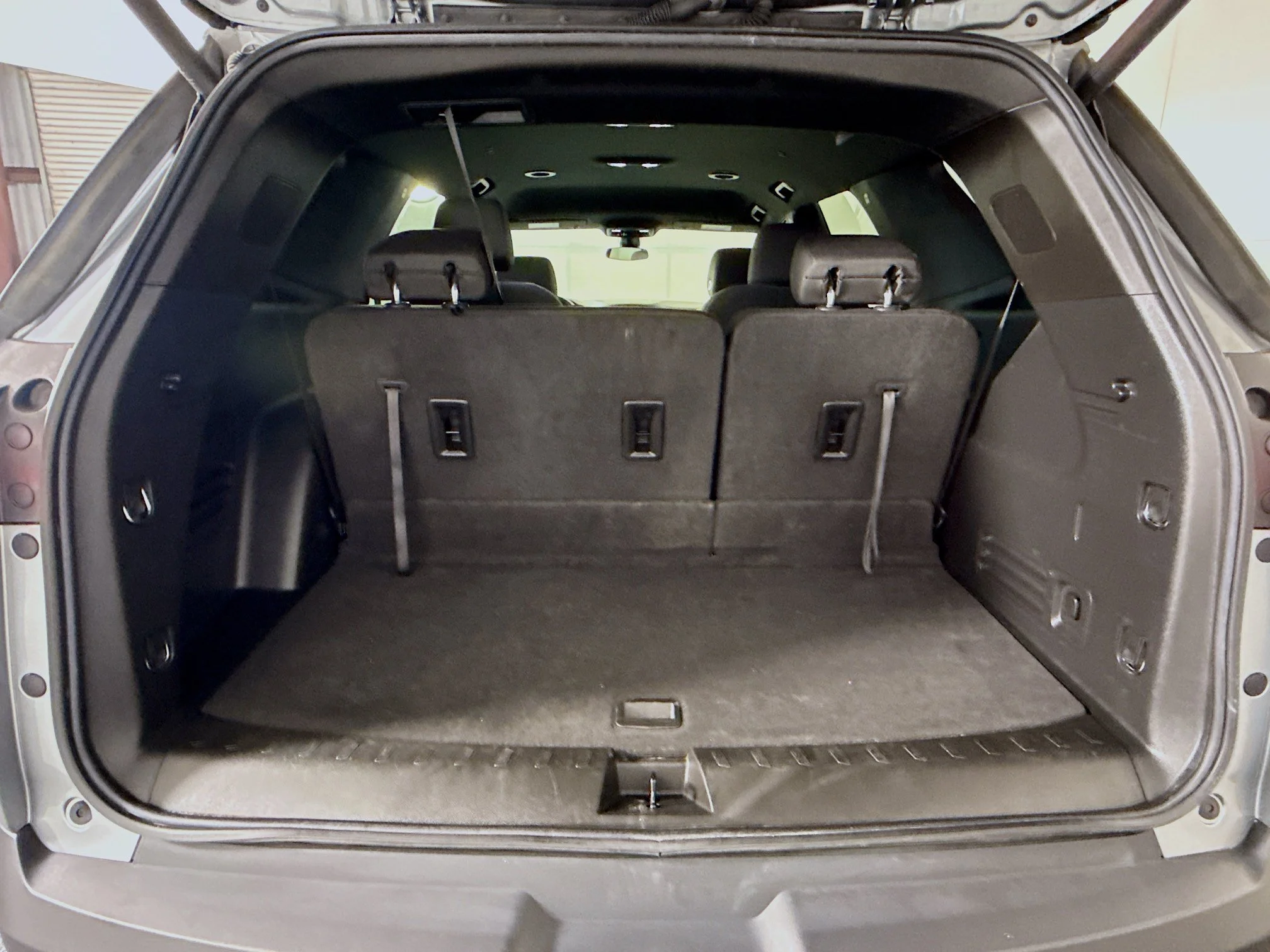 Used 2023 Sterling Gray Metallic Chevrolet LT Cloth image 31