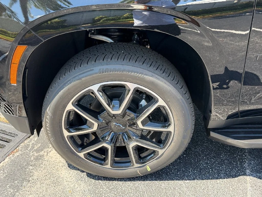 2027 Chevrolet Tahoe RST - Photo 17