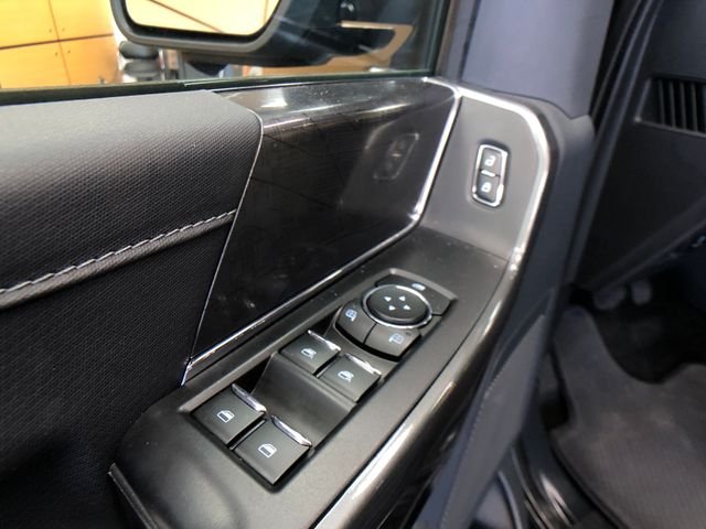 Used 2023 Black Metallic Ford XLT image 12