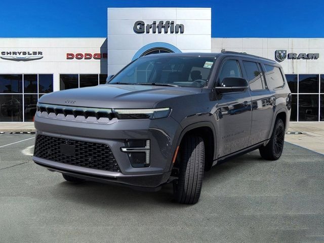 New 2026 Baltic-Gray Metallic Clear-Coat Exterior Paint Jeep Limited Reserve image 11