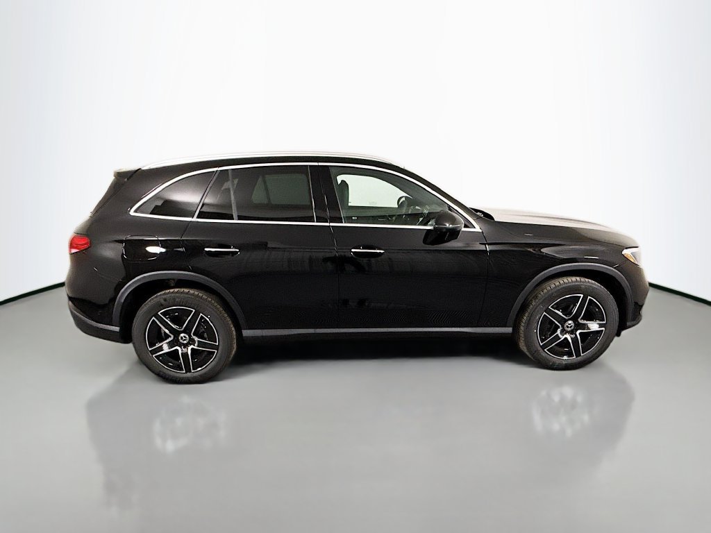New 2026 Black Mercedes-Benz GLC 300 image 41