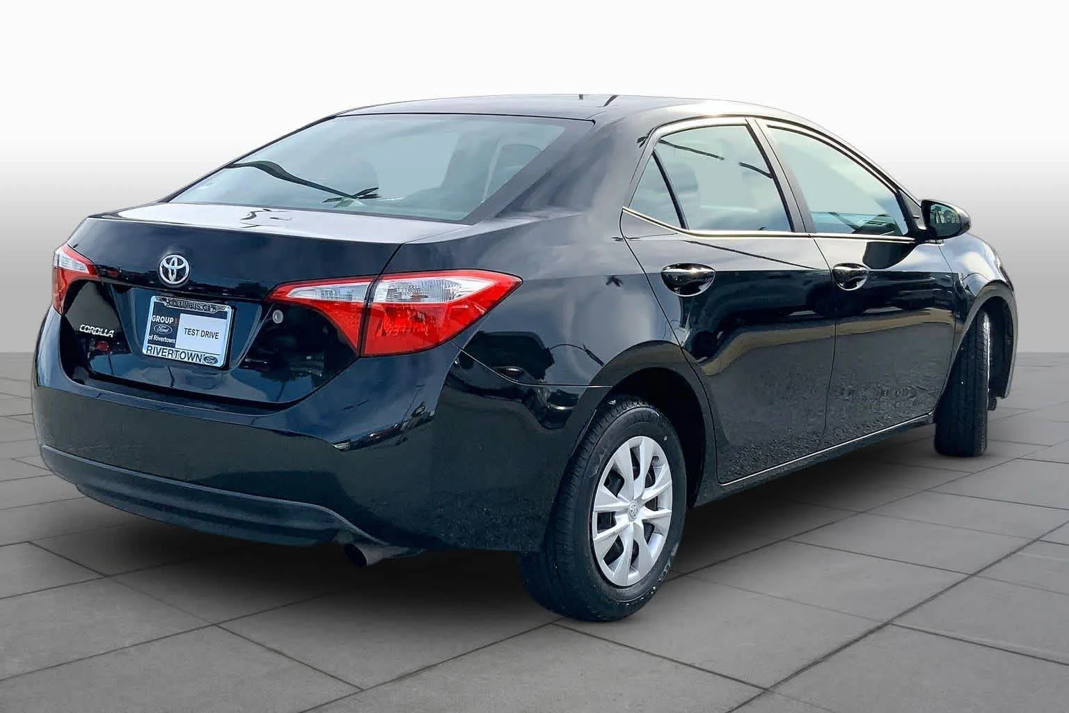 Used 2014 Black Sand Mica Toyota L image 12