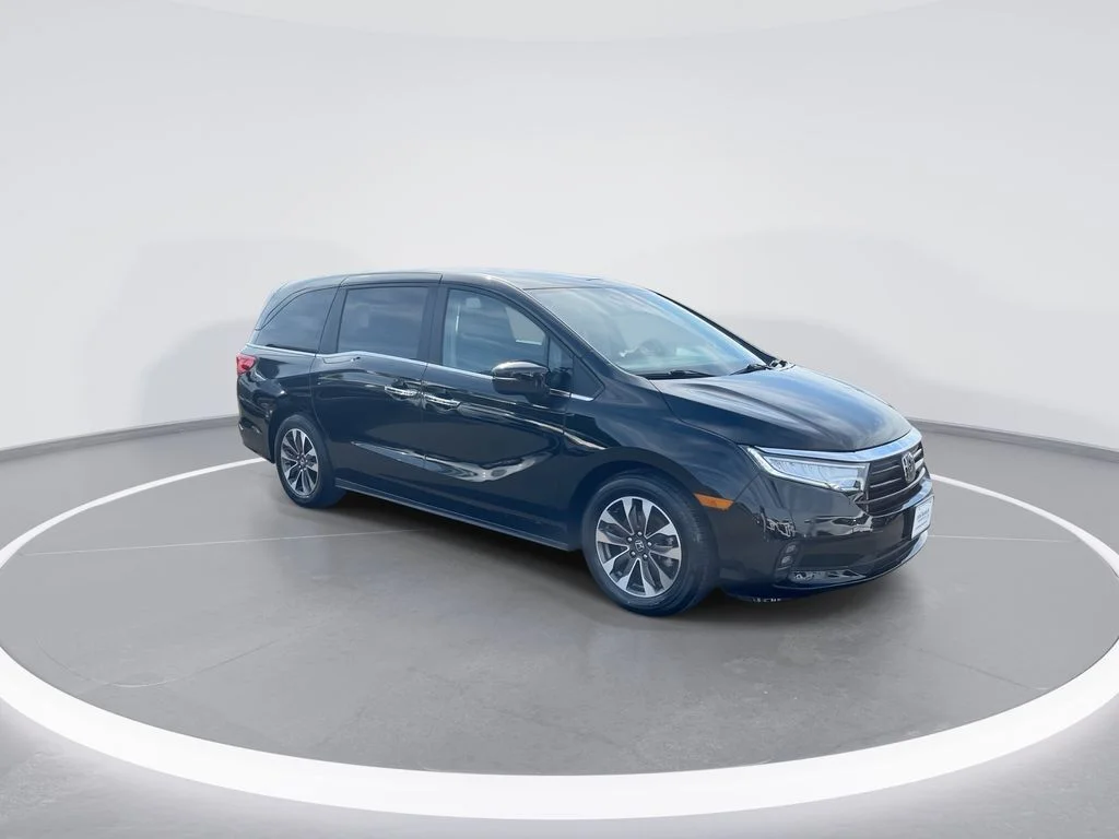 Used 2022 Black Honda EX-L image 2