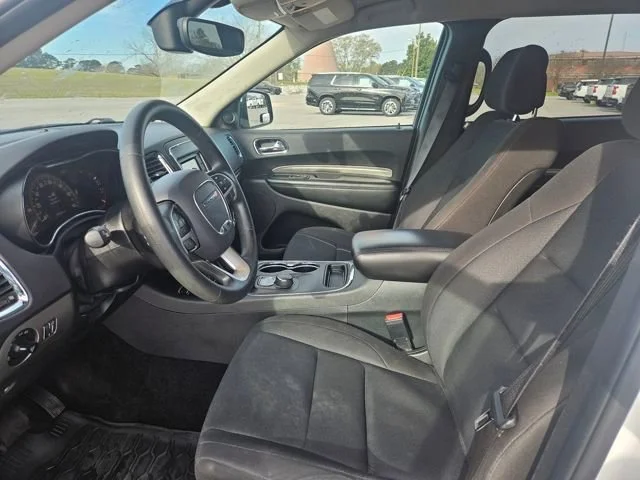 Used 2017 White Dodge SXT image 9