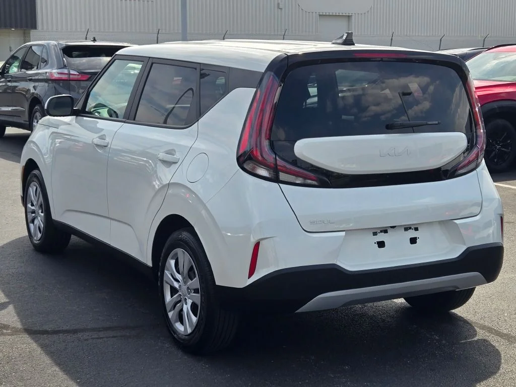 Used 2025 White Kia LX image 13