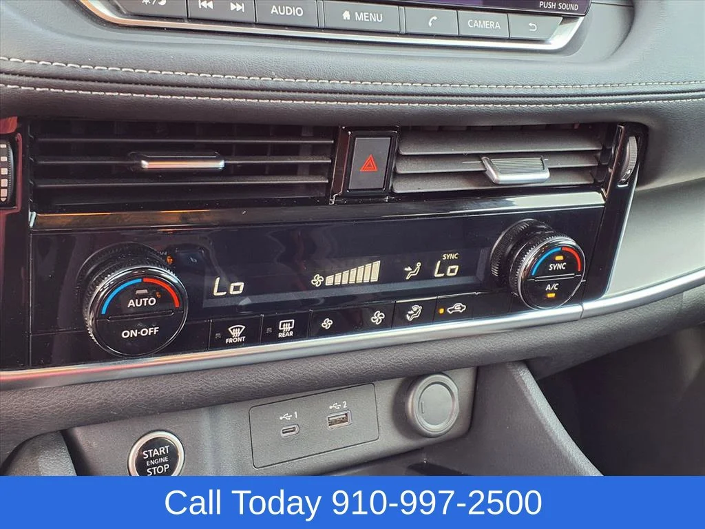 Used 2022 Silver Nissan SV Intelligent AWD image 15