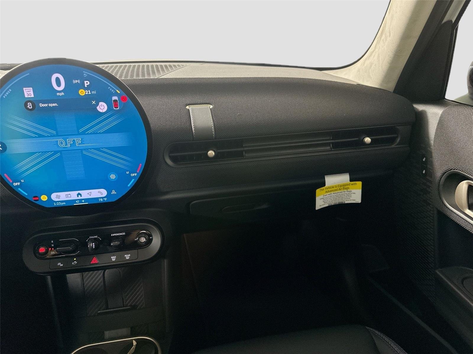 2025 MINI Hardtop 4 Door S - Photo 18