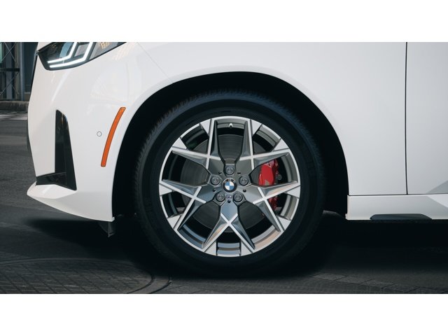 New 2026 Alpine White BMW  image 7