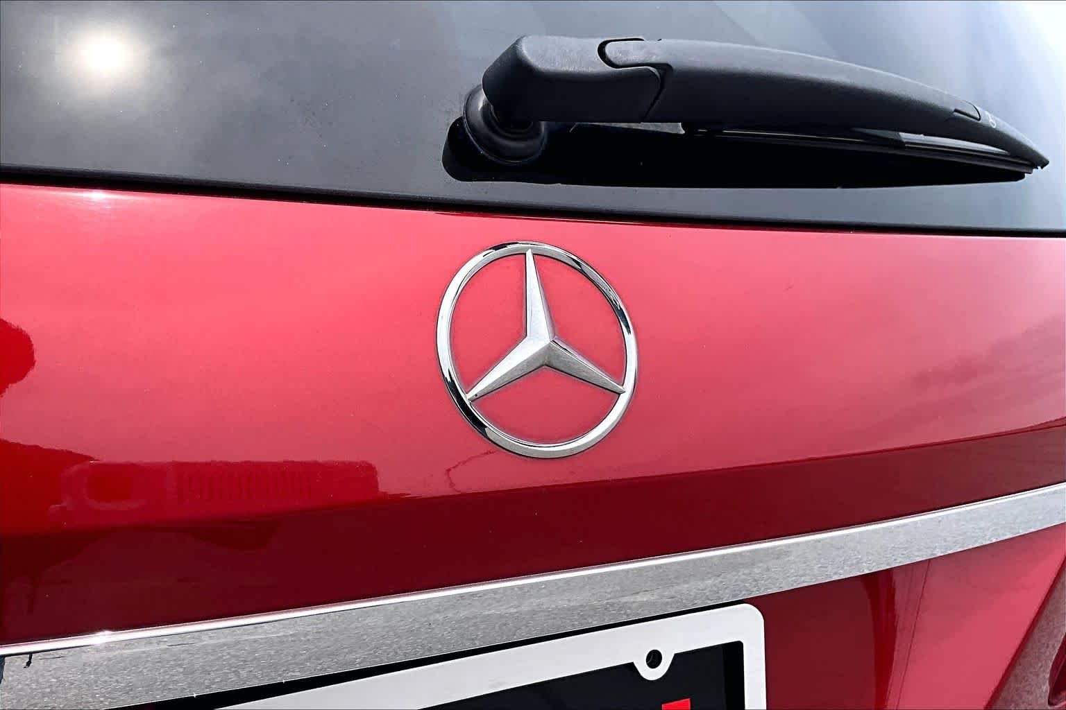 Used 2016 designo Cardinal Red Metallic Mercedes-Benz GLE 350 image 10