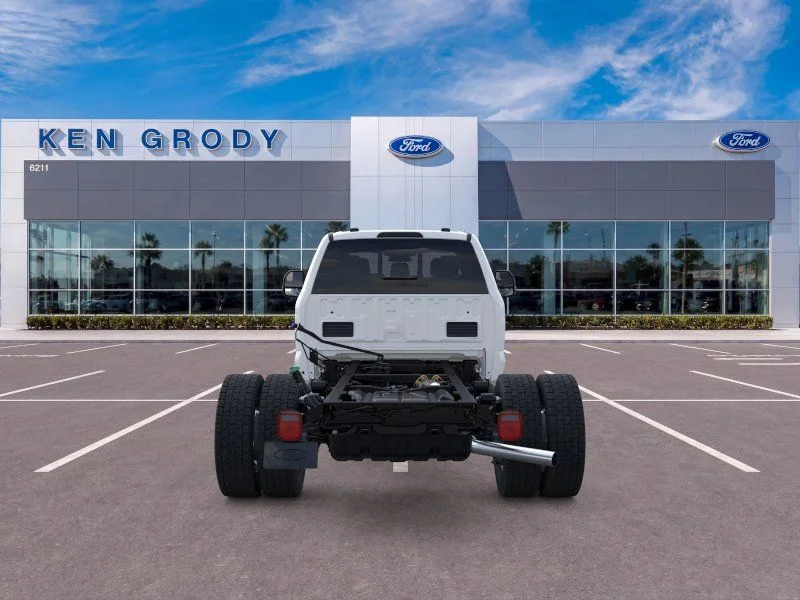 New 2026 Oxford White Ford XL image 6