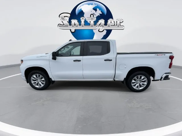 2022 Chevrolet Silverado 1500 Custom - Photo 9