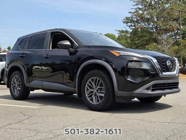 Used 2021 Black Nissan S image 7