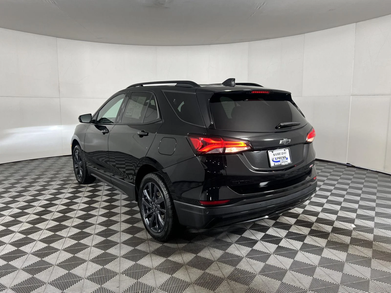 Used 2024 Mosaic Black Metallic Chevrolet RS image 46