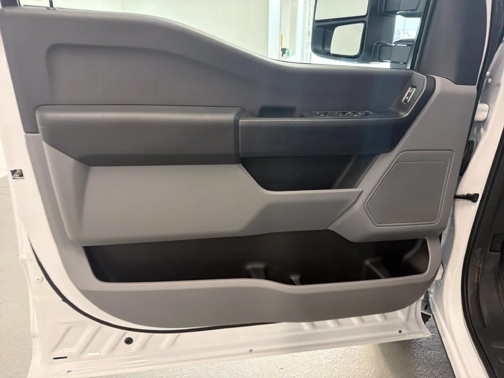 New 2027 White Ford XL image 13
