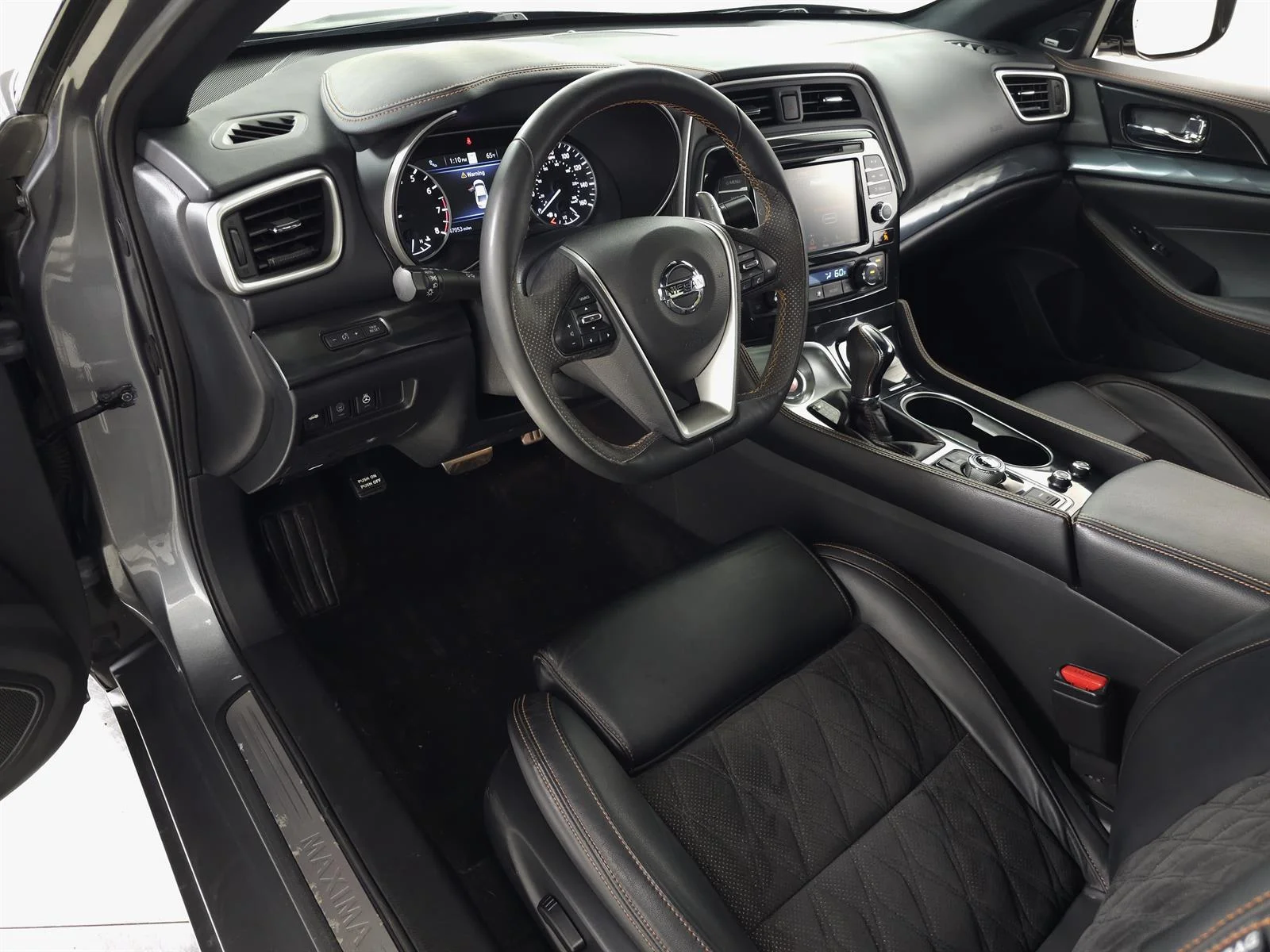 Used 2019 Gray Nissan 3.5 SR image 17