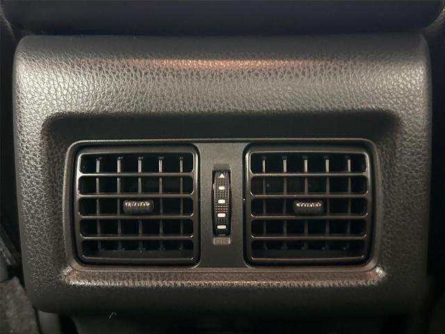 Certified Used 2025 MIDNIGHT BLACK METALLIC Toyota  image 35