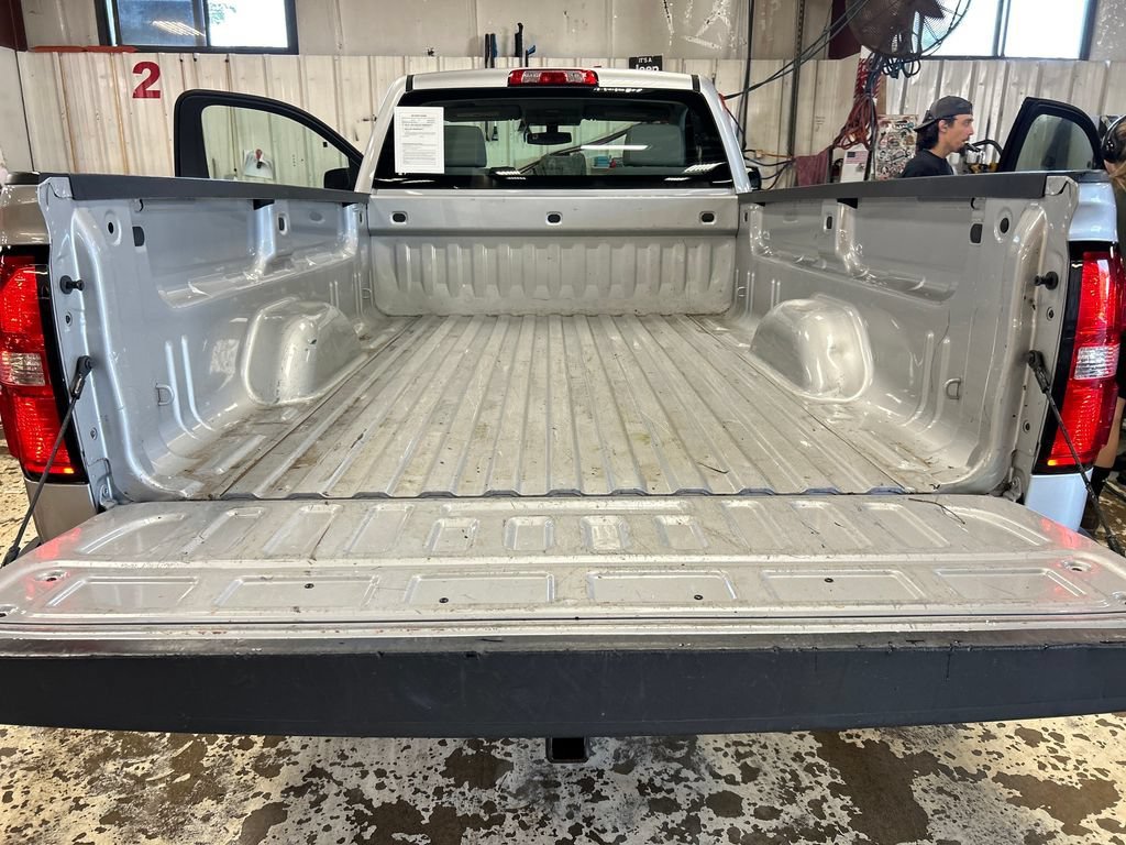 Used 2017 QUICKSILVER METALLIC GMC BASE image 26