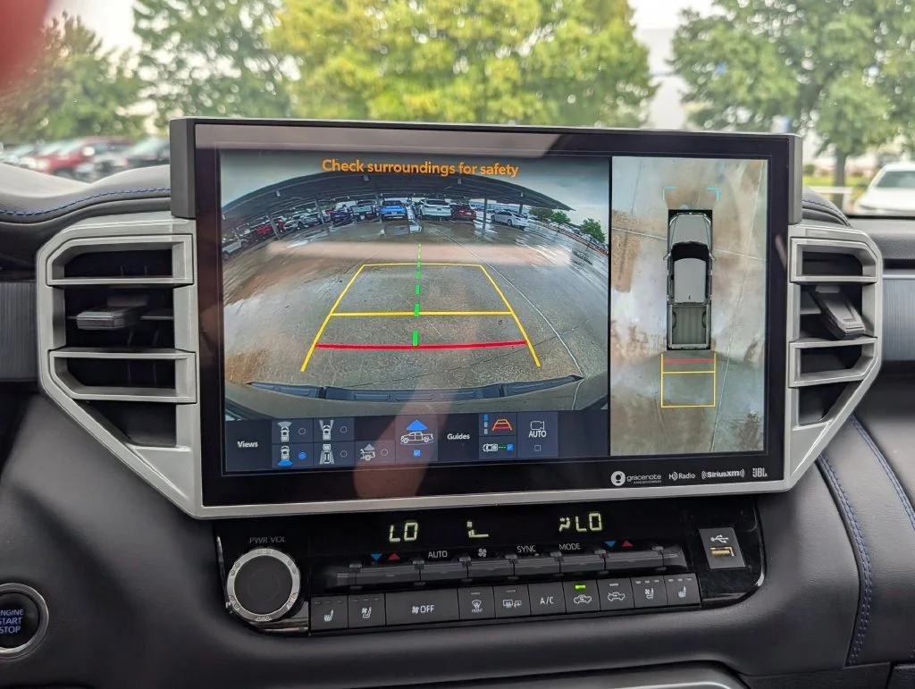 Used 2023  Toyota Platinum image 7