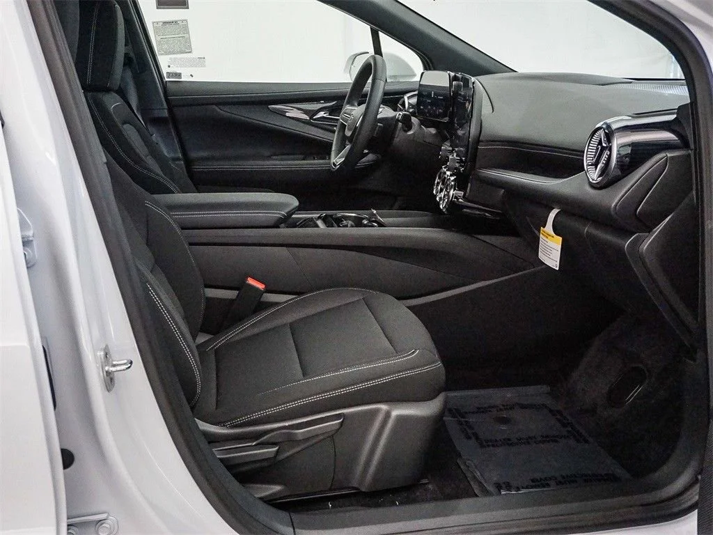 2026 Chevrolet Blazer EV LT - Photo 14