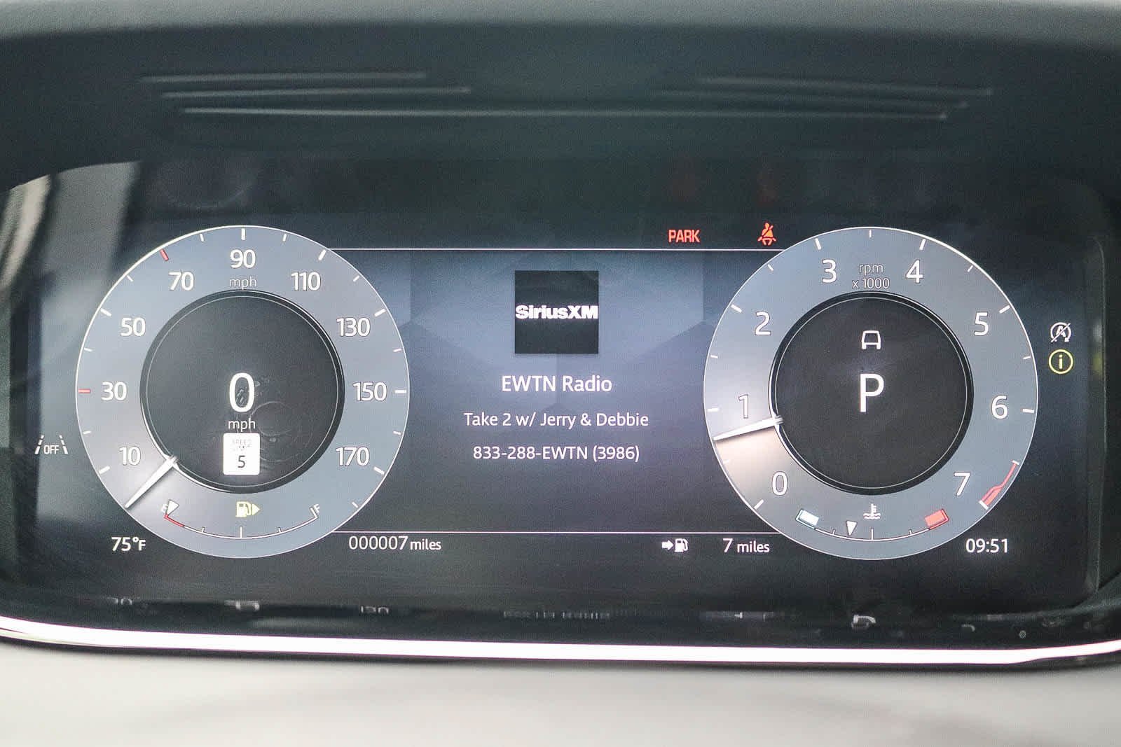 New 2026 Fuji White Land Rover Core S image 25