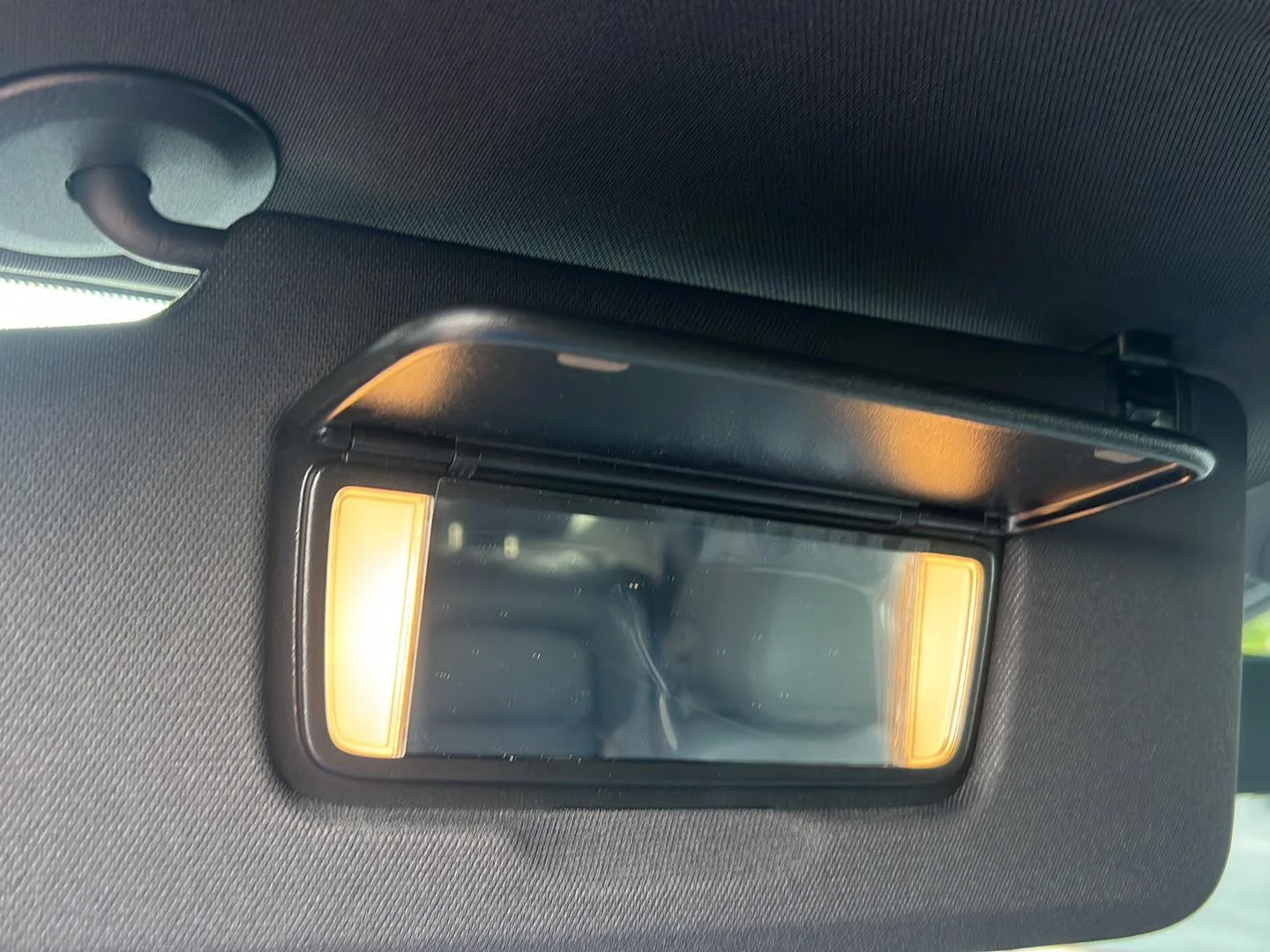 2027 Chevrolet Equinox LT - Photo 29