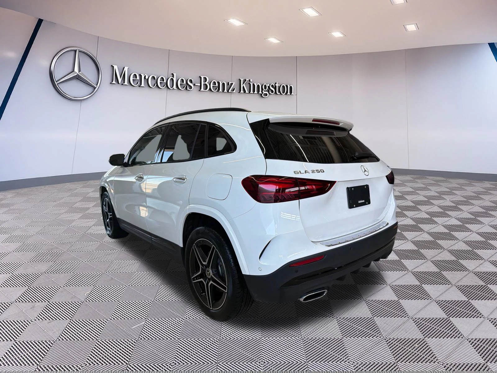Used 2026 White Mercedes-Benz GLA 250 image 9