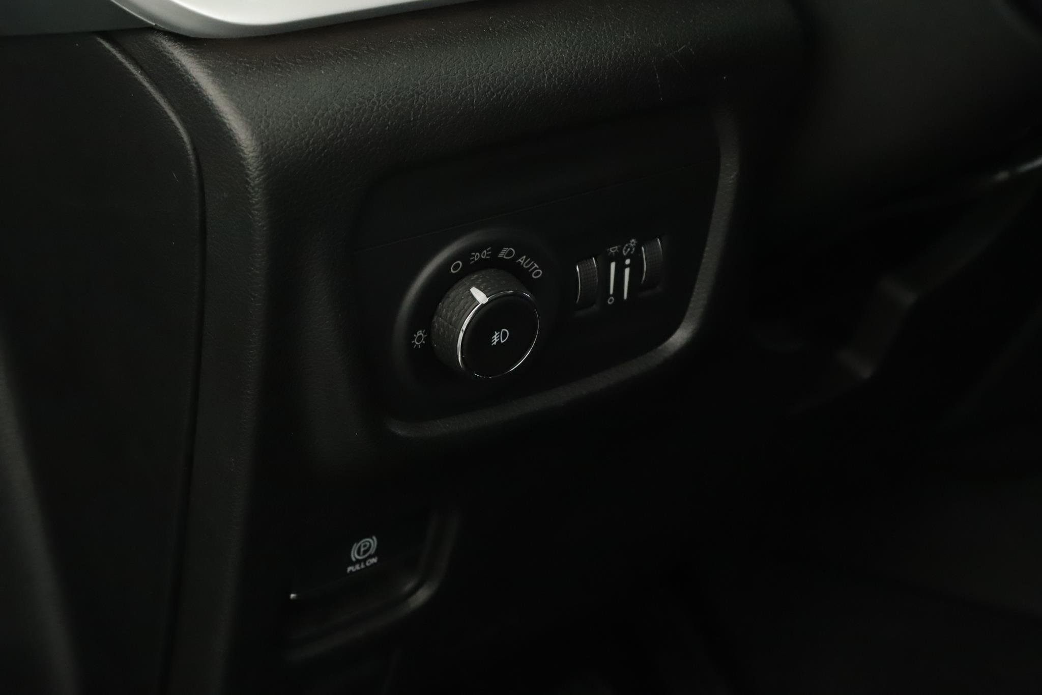 Used 2023 Bright White Clearcoat Jeep Limited 4x4 image 9