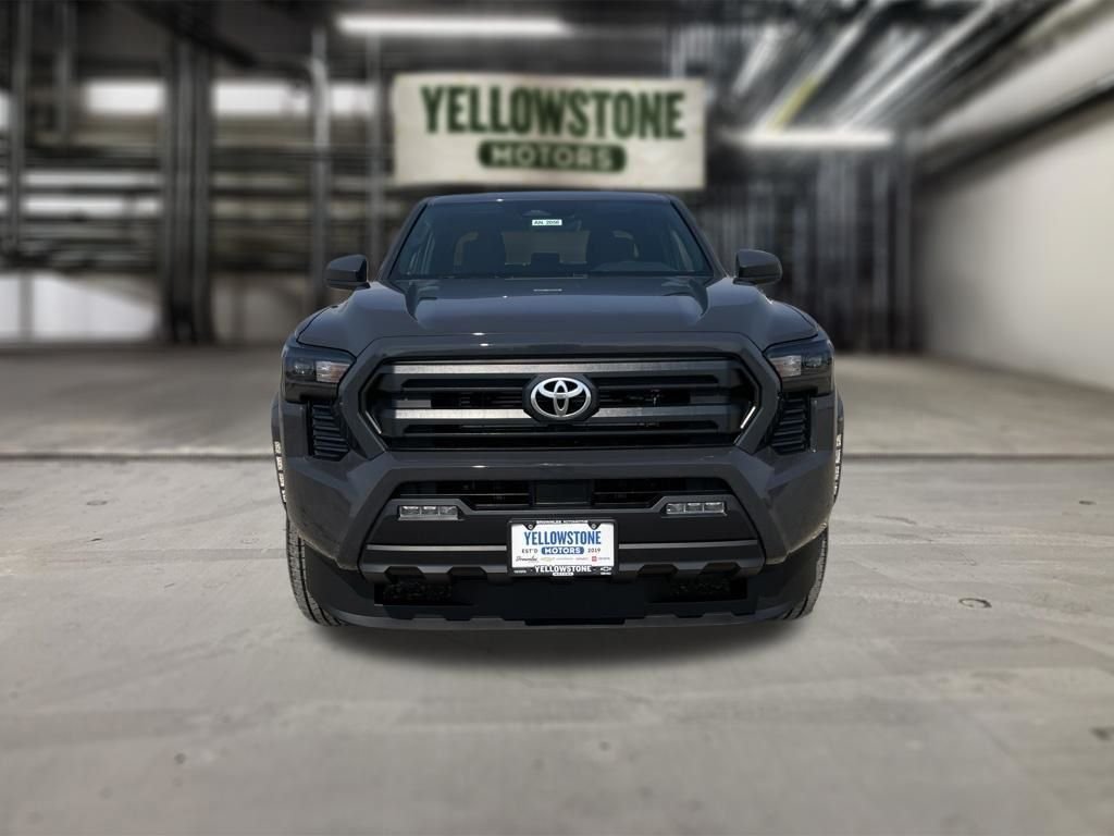 2026 Toyota Tacoma SR5 - Photo 7