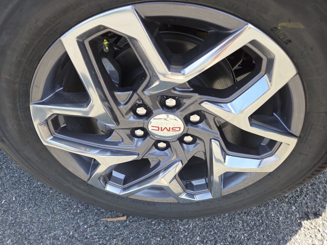 2026 GMC Sierra 1500 SLT - Photo 14