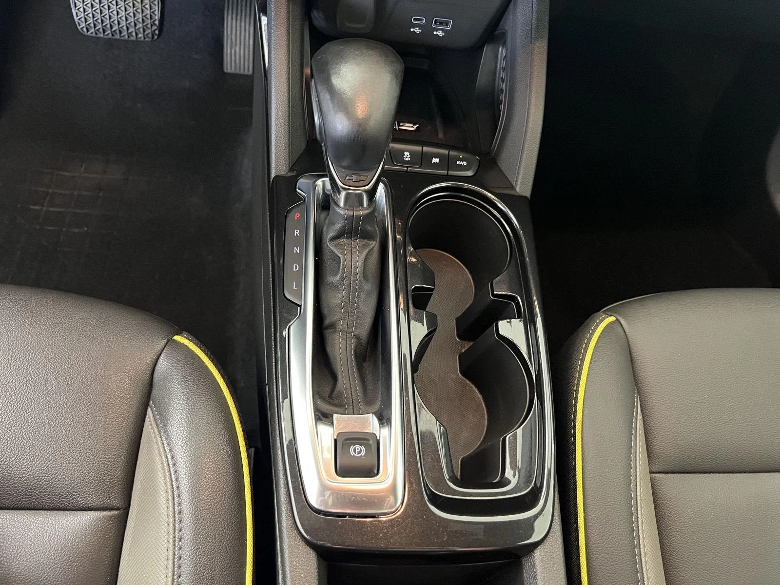 Used 2024 Sterling Gray Metallic Chevrolet ACTIV image 18