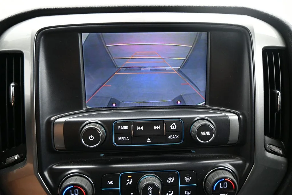 Used 2015 Red Chevrolet LT image 23