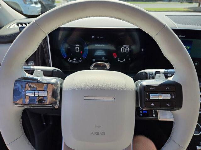 New 2027 Gray Hyundai SEL FWD image 25