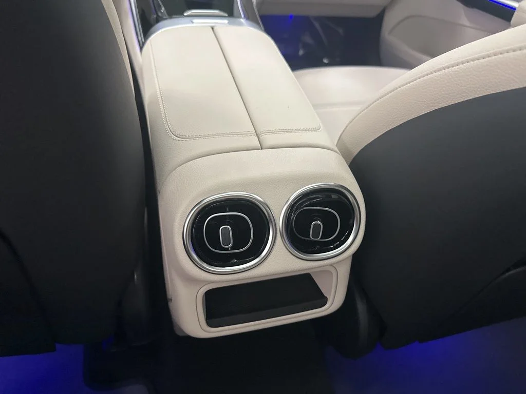 Certified Used 2026 Gray Mercedes-Benz GLC 300 image 22