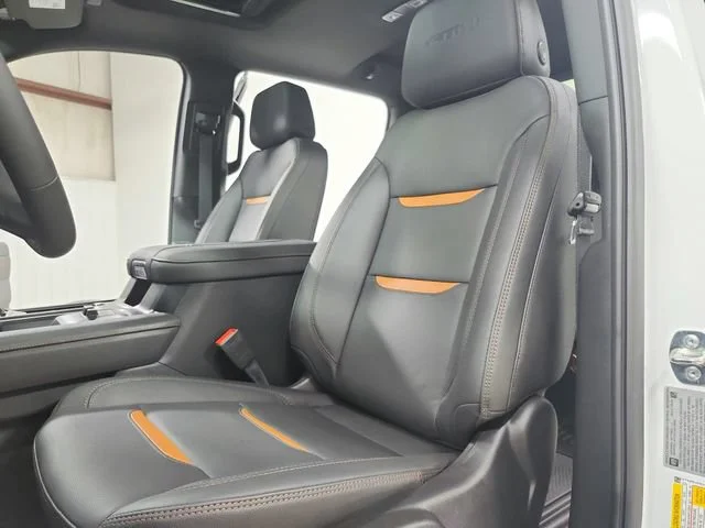 2026 GMC Sierra 2500HD AT4 - Photo 20