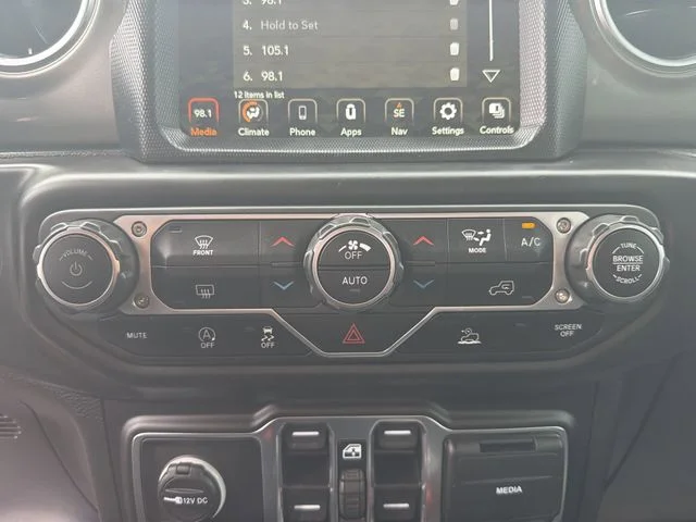 Used 2023 Black Jeep Sahara image 18