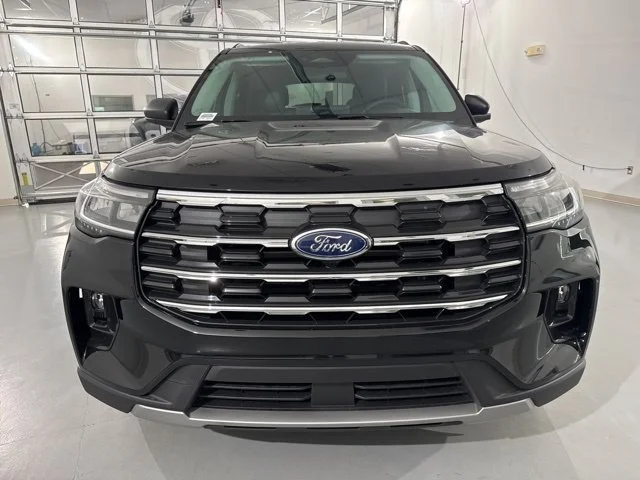 Used 2026 Black Ford Active image 2